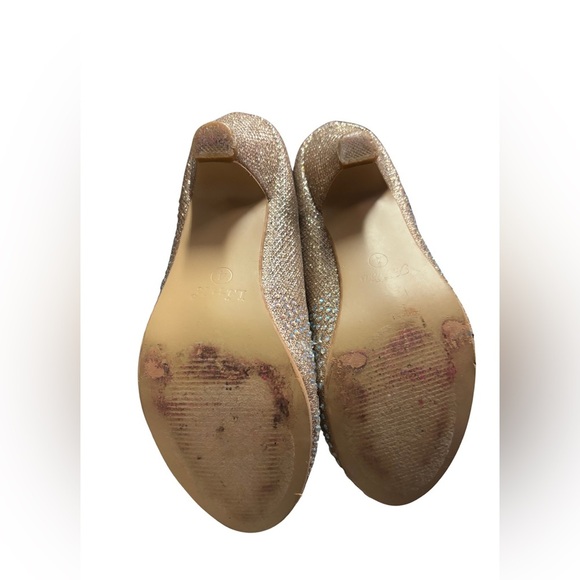 Link Gold embellished kitten heel shoes youth size 4 gems and sparkle - Picture 7 of 8